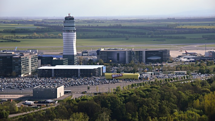 Flughafen Wien
[b]Location[/b]: Schwechat, Lower Austria, Austria
